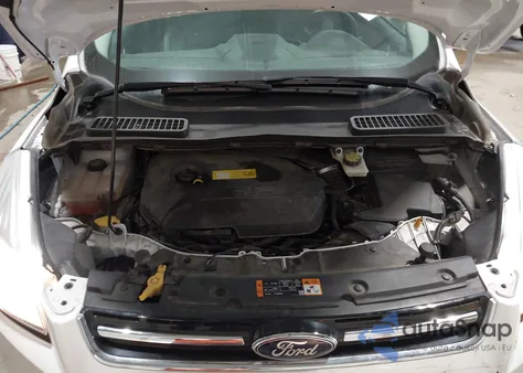 2015 Ford Escape Titanium z USA, uszkodzony, nr VIN 1FMCU9JX9FUB12732